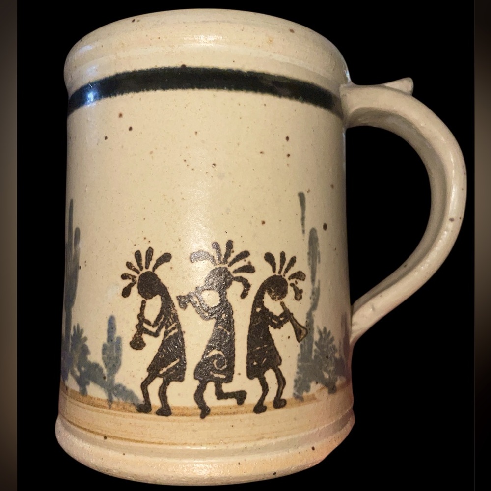 Pair of Dakota Stoneware Kokopelli and Cacti Design Mugs - Picture 4 of 9